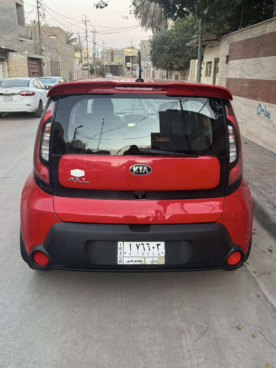 السلام عليكم للبيع كيا صول موديل ٢٠١٥ وارد أمريكي مكفوله بدون حادث مكينه ٢٠٠٠ نص فول  ماشيه ١١٢ رقم بابل بسمي السعر ١١٦ وبيه مجال قليل حك الجيه مكان السياره حله حي الكرامه الاتصال برقم ***********
