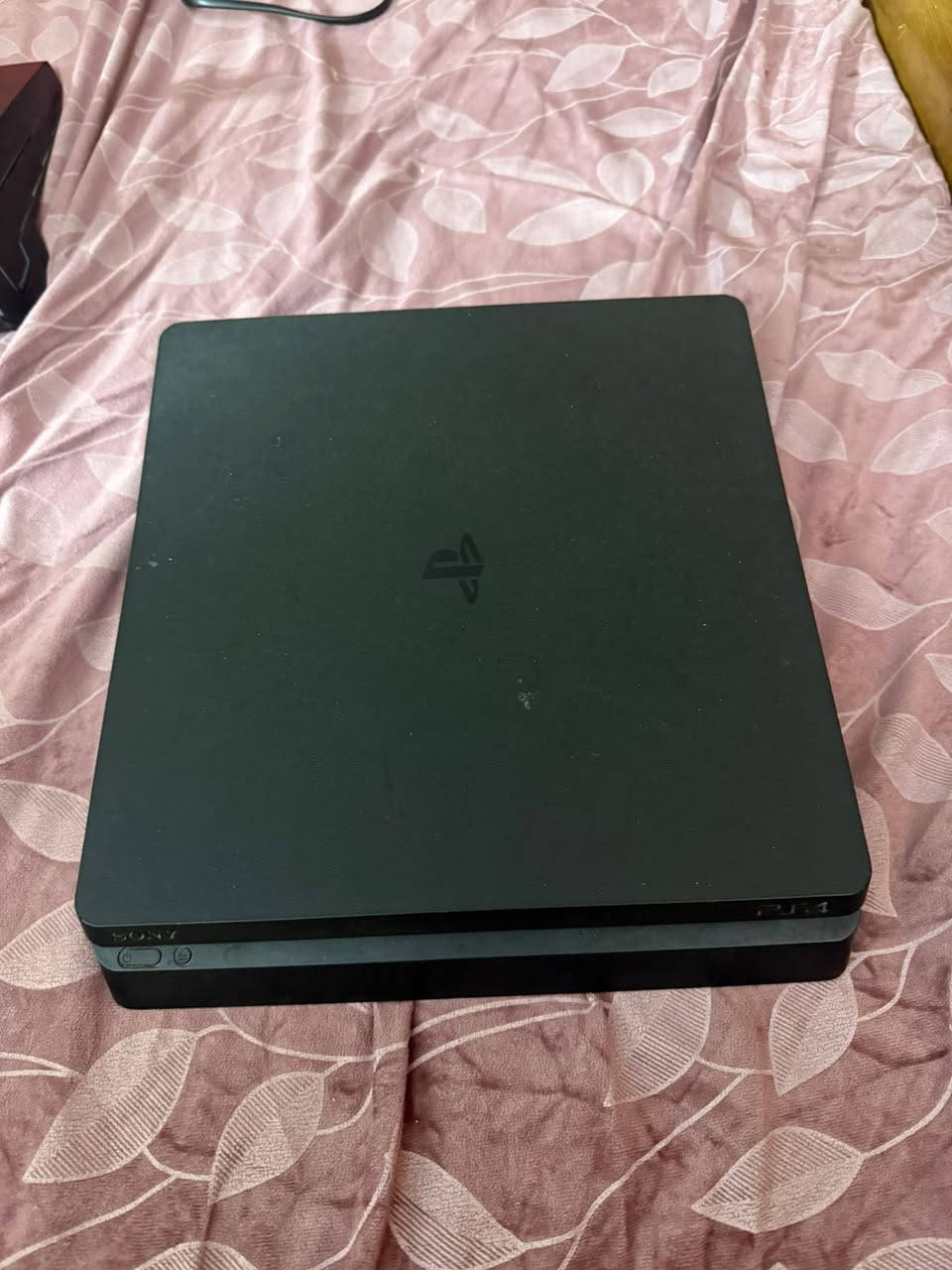 السلام عليكم بلي ٤ سلم عدد ٢ نضافة ٩٥ بل ١٠٠ بلي جديد ونضيف كامل ملحقات سعر البلي ٢٢٥ / *********** مكاني بغداد السيديه
