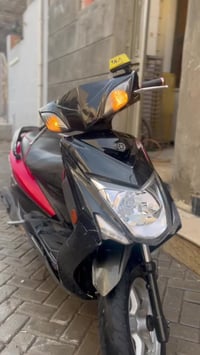 سكنس لد للبيع نوزل دراجه نضيفه و محرك ولا مفتوح رايدها ب 600 وبيها مجا...