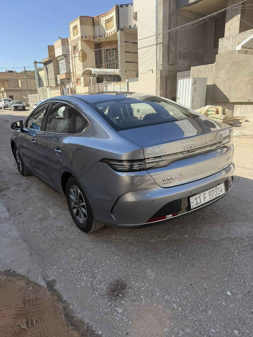 للبيع BYD دستروي 2025 ماشيه 4 كفاله رقم بغداد لون مميز مكان نجفشاشه قلاب داخل ابيض كامل غراضه مع كواعي سعره 132 مع مجال ***********
