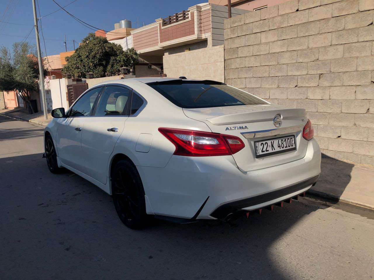 نیسان ئالتیما 
مۆدێل :٢٠١٧ کەنەدی ناو زەرد 
مەکینە V4 نەکرایتەوە بێ عەیبە
قەپات مواسەفات SL
سلایت،تبرید مرکەزی،سوکان هیتەر،کوشن جلدوهیتەر و کارەبای،هەموو پەرەشوتی بەشەرتە بەس  پەرەشوتی سوکانی،سیستەمە ،رادار وە خەتی،جادە،بەسمە ،شغال،تحدیل،
سورعت ،دژە خلیسک،دوگمەی تراکشن،
١٢ سەماعەیە ئمپری فایرە،گێرعادی و گێر توماتیک فول کەمەلیاتی بۆ کراوە،چوار تای نوێی هەیە 
سەنەوی نوێیە تا مانگی ١٠/٢٠٣٠،هەزە نوێیە
٤ پارچەی سبوغە کەمەک ناوی گرتیە
زۆر خاوێنە بێ مەسرەفە  ،هەرچوارلای حەساسە،
مواسەفاتی زیاتریشی هەیە 
سعر ١١٨$ کەمەک مجال 
شوێن شەقلاوە
ژمارە تەلەفۆن *********** شقلاوة, أربيل
