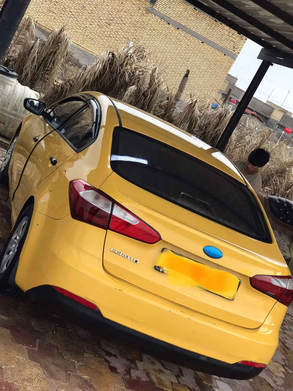 السلام عليكم .
للبيع كيا سيراتو 13 رقم قادسيه سياره مكفوله كفاله عامه مكينه كير حداديه خير من الله منضومه غاز سياره جاهزه ماذب عليها ربع باسمي سنويه لـ2030  سعر 105 وبيها مجال بسيط المكان سماوه قضاء الرميثه 
رقم الهاتف *********** غير متواجد ع القيس
