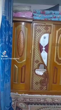 غرفه اخشاب مستعمله نضيفه بيهه اضرار بسيطه للاستفسار ع واتساب 077554771...