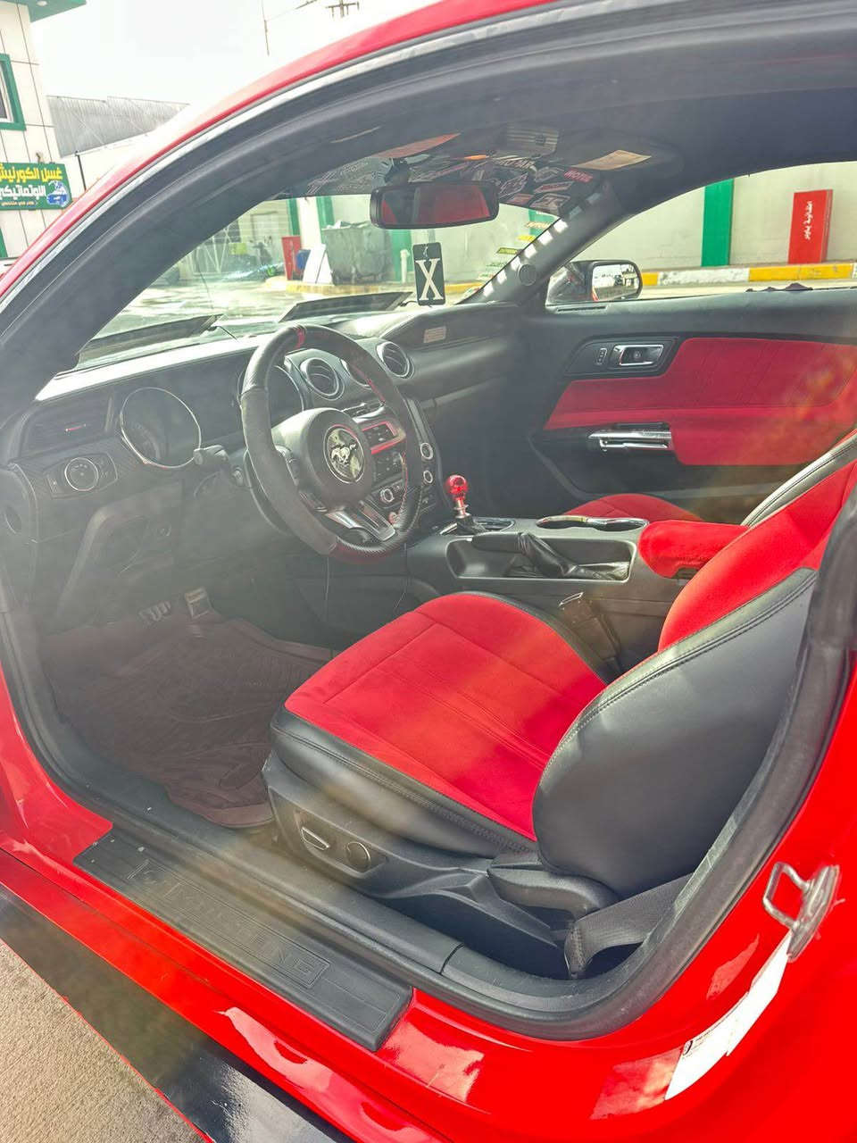 موستانگ 2016 للبيع لون احمر ضرر 3 قطع بس مصبوغه حزام للجماليه محرك 6 سلندر بحجم 3700 ، شرط گير ومحرك تحكم ستيرن فول بيها شاصي قليل جداً بس ذكرته للامانه ، رقم سليمانيه تحويل مباشر نفس يوم الشراء 
تجي تفحص كامل وتروح تحول نفس اليوم 

السعر 128$ وبيها مجال 
عنوان السيارة - كركوك 
هاتف : *********** كركوك, العراق
