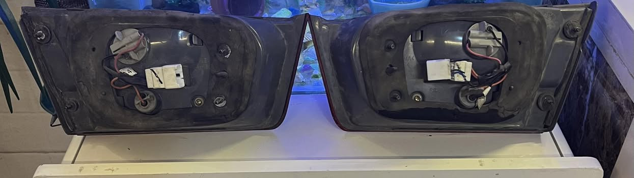 للبيع السعر ٢٥ الف الزوج


**إذا كنت صاحب هذا الإعلان وتريد حذفه لأي سبب، رجاءا أرسل رسالة إلى الدعم الفني**