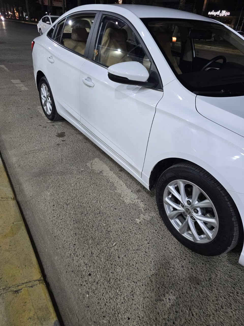 ايمجي 5موديل 2024سياريكي زور زور خاوينه يك دينار مسروفي تيدانيه بشرت 29هه زار رويشتيه هيج هيجي نبه بشرت سعر 103ورقه موبايل ***********موصفات كوم فورد أربيل, العراق
