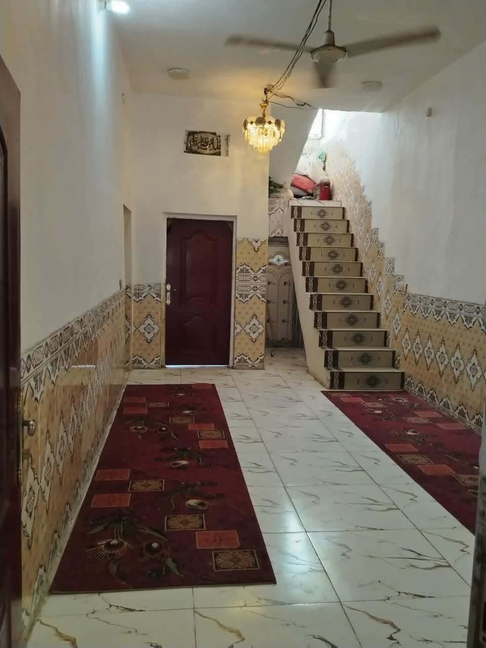 ديوانيه لحمزه الشرقي
قريب على شارع العام كلش 
البيت مساحته 180 م
تفاصيل 
غرفتين وصاله ومطبخ وبرانيي وحوش وصحيات
                  $$$عندك غراض دزلي انشرهم$$$


**إذا كنت صاحب هذا الإعلان وتريد حذفه لأي سبب، رجاءا أرسل رسالة إلى الدعم الفني**