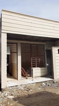 يوجد بيت البيع  سند 25 مساحته 60 متر كامل من كلشي بناء حديث المكان دور...