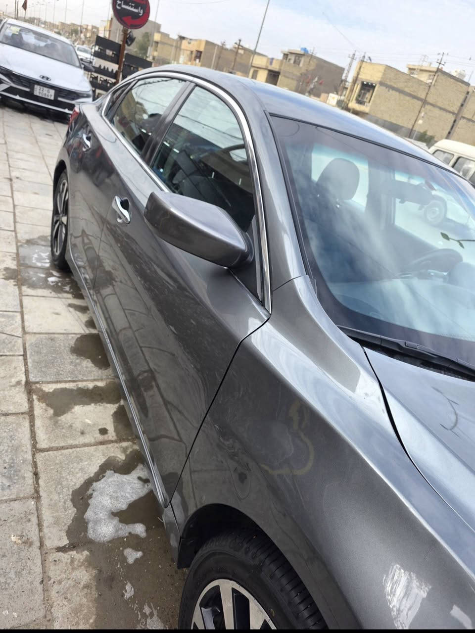 نيسان التيما 2017 رقم دهوك بسمي سنوية جديدة وهزة جديد
مواصفات sالعادية بصمة كشن كهرباء 
بية بنيد مصبوغ وجاملغ بارد شوية اكو تكحيل بسيط بل جاملغ ثاني 
ماشية 111مايل 
كير مكينة تبريد مكفول من كلشي 
اخوان هاي تفاصيل كدامكم  
السعر 118ورقة 
رقمي *********** 
مكاني بغداد البياع
