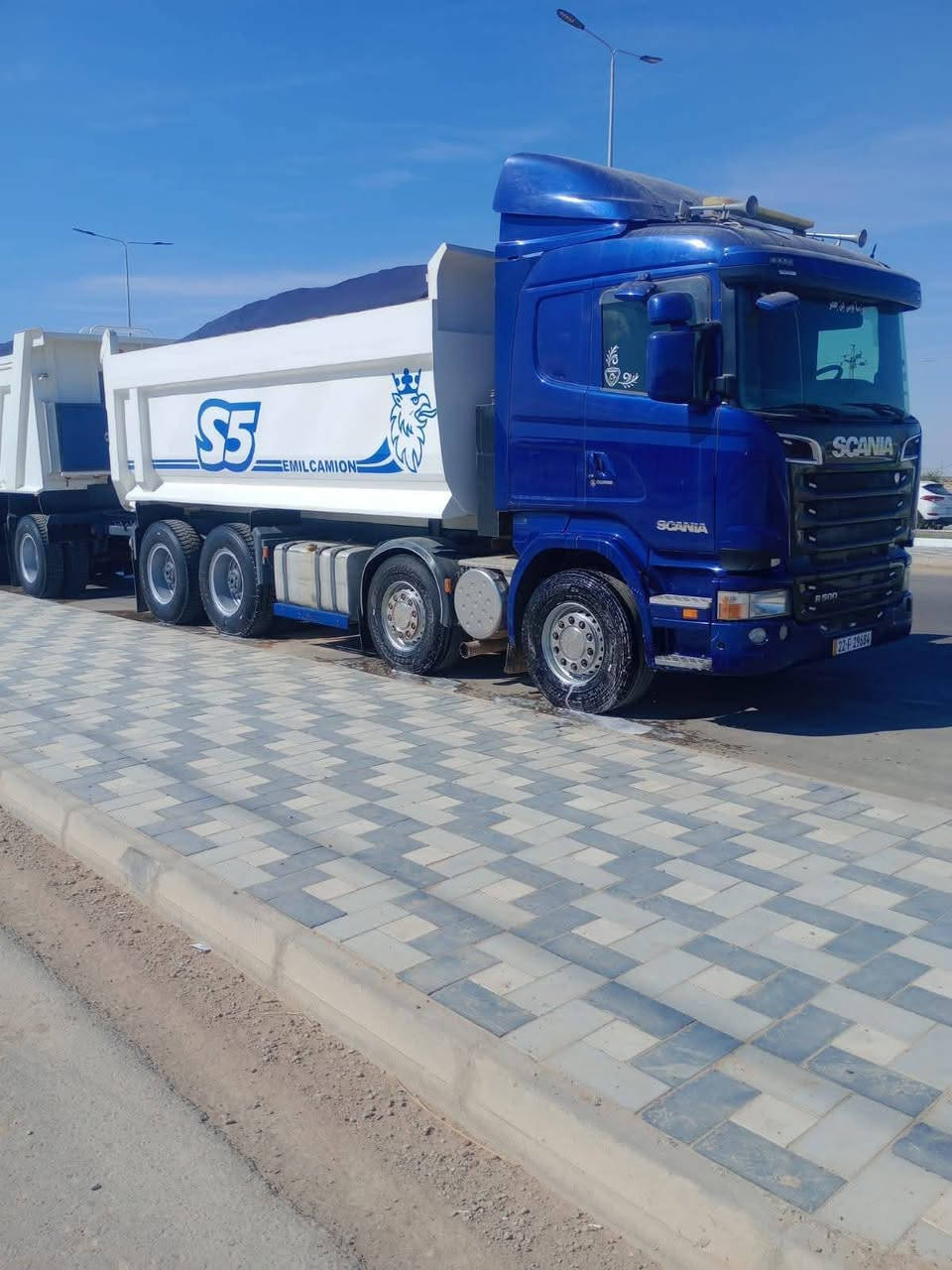 سلام عليكم الغوالي سكانيا عكرب بلادي سرائيلي مكينه 500 مربوطه بسمي سنويه جديد مديل 14 للستفسار ***********   %مكان العماره
