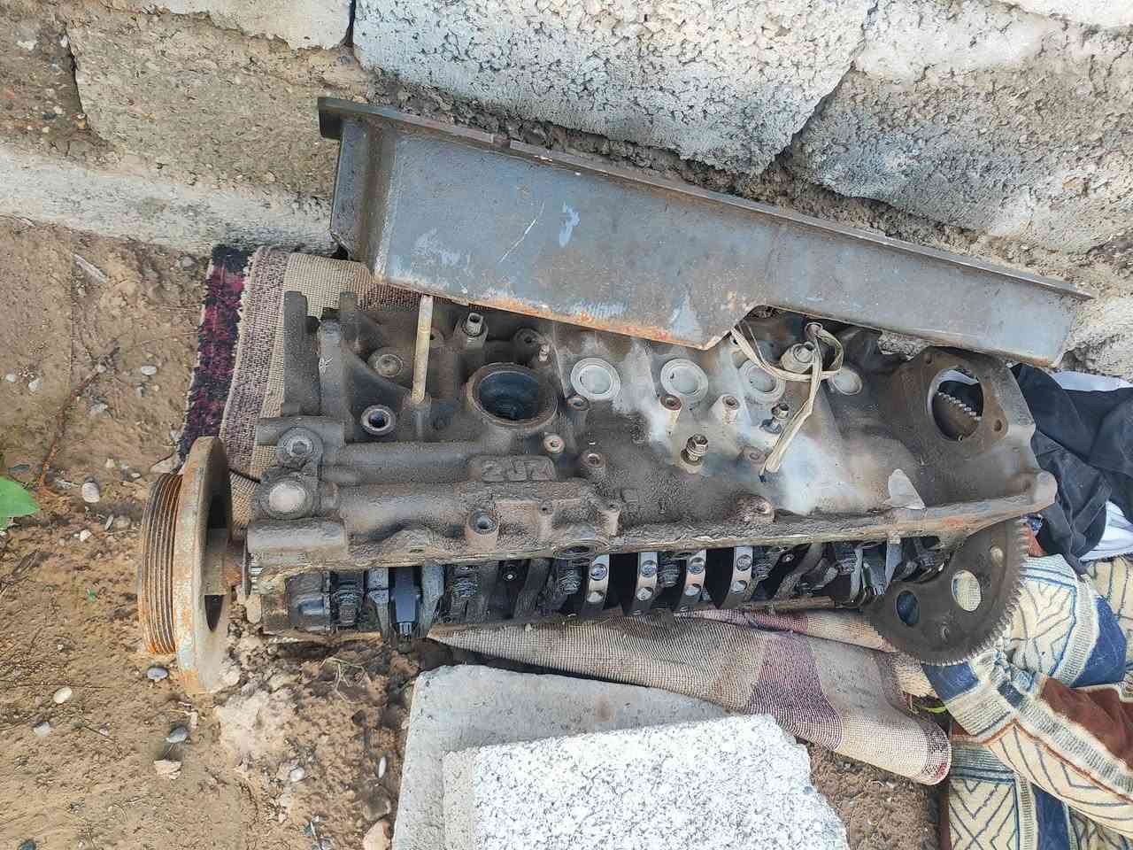 السلام عليكم جيب شيروكي لاريدو ٢٠٠٢ للبيع السعر (٤٥) رقم ديالى  مامطلوبه ربع  وأذا مراوس أڤانتي سيراتو هم يرهم السياره شوفت عينك نضيفه ٤تايرات جدد محرك بدلت جديد كلها شرط للستفسار (***********) ملاحضه المحرك القديم وياها خاف واحد يگول مو مبدل محرك مكاني ناحيه الزاب قريه أصبيح
