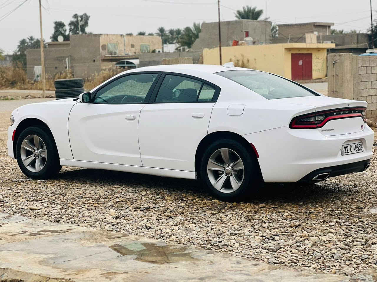 السلام عليكم جارجر 2016 سياره جديده ما عايزه الف جاهزه رقم اربيل بسمي شرط التحويل مكاني واسط النعمانيه السعر 160 بيها مجال بيع بدون مراوس ***********
