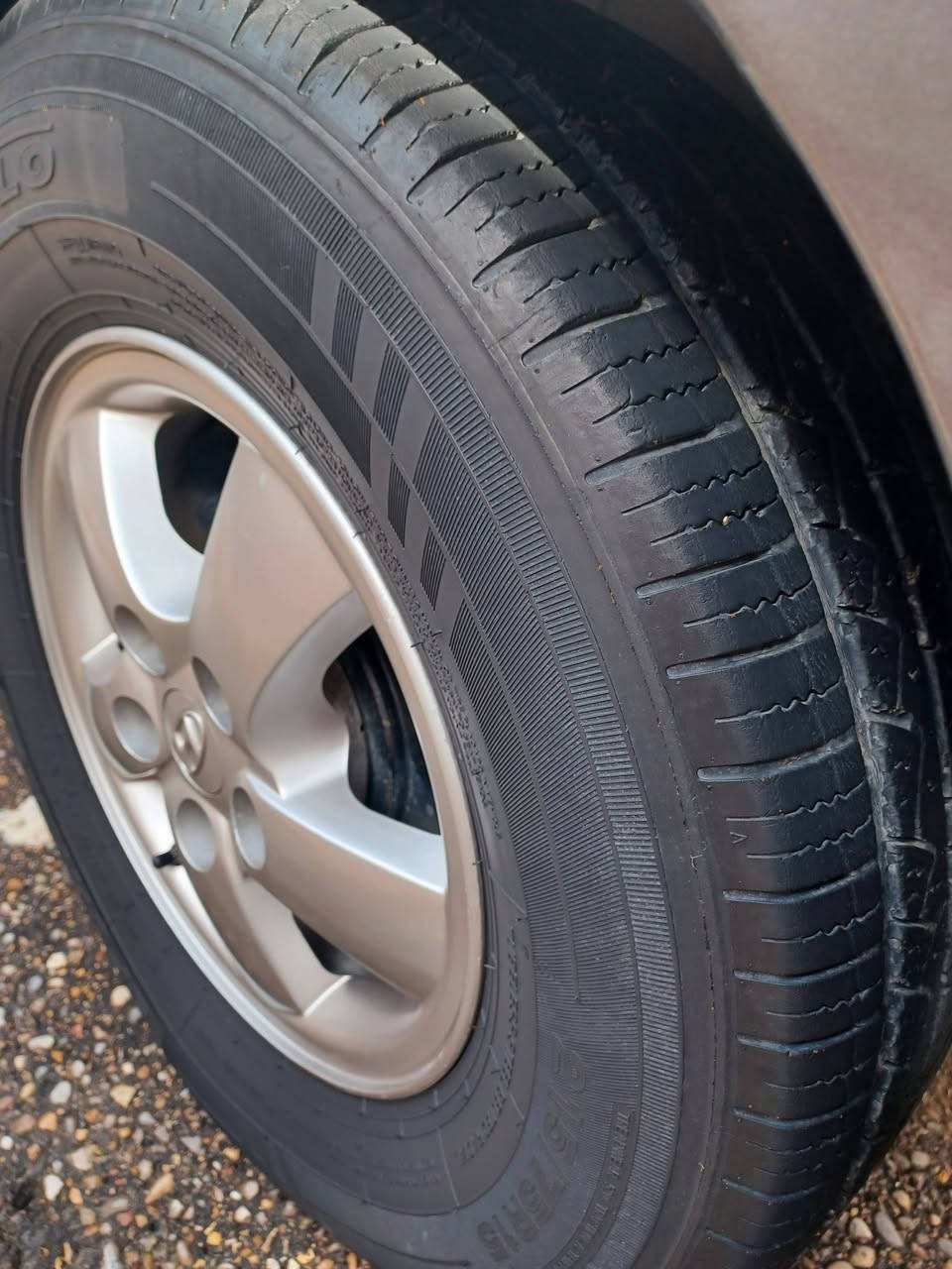 سلام عليكم ورحمة الله وبركاته
تخم تاير إنتاج ٢٥ شرط الشد لا كسر لا ضربه تفحص وتأخذ مال استاركس٢٠٠٧ حجم بلادي سعرهن ١٢٥ وبيهن مجال للطيبين يشهد الله شدينه تخم ابو الخط ونريد انبيعهن مكاني ديوانية اتصل وتدلل ***********بي واتساب وبخدمتكم احترامي للادمن
