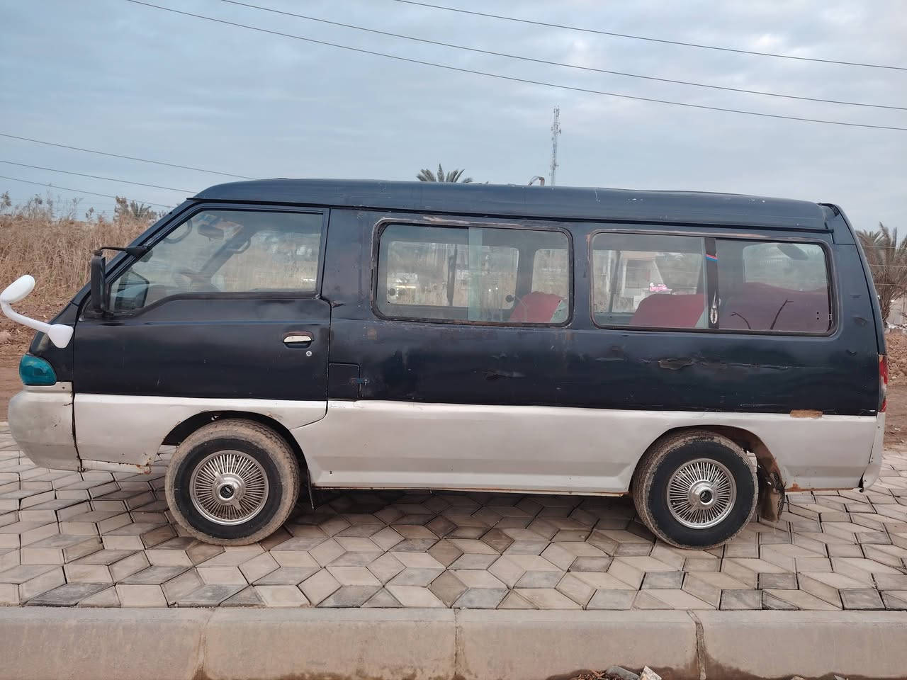 السلام عليكم من رخصه الادمن المحترم هوندا جريس ١٩٩٥ رقم بغداد الماني حرف (ف) مكينه وكير بنكوو نضيفات خير من الله اكسل نضيف شواصي نضيفه زوج تاير جدد سياره حلوه ومرتبه كبل لشغل راعيه ماوصله ابيع هل موجود سعرهه (19) وبيه مجال شراي يتصل (***********) مكاني ديالى
