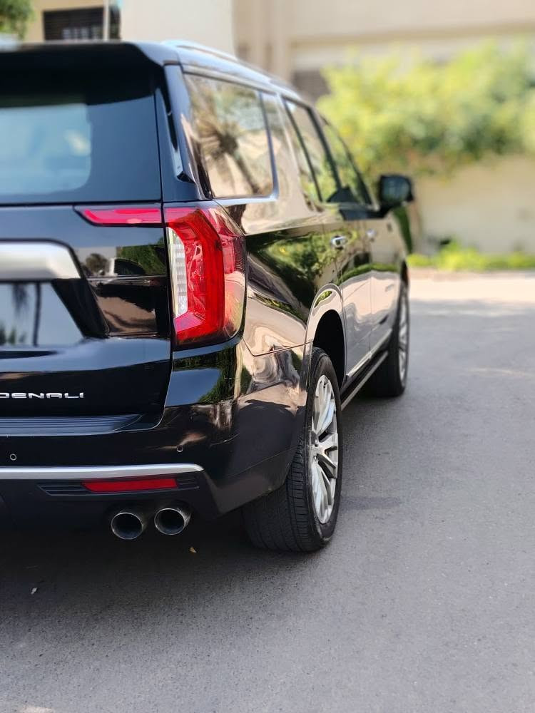 بسم الله الرحمن الرحيم 
يوكن دنلي GMC YUKON DENALI 2022
وكالة خليجي المنصوري
VIP كشنات منفصل
موديل 2022 كيجات دجتل فول مواصفات
جي ام سي يوكون دينالي
الموديل : 2022 ( خليجي )
العداد : ١٢٢ الف كيلو متر فقط. 
اللون : اسود
حجم المحرك : 6.2 لتر
عدد الاسطوانات : 8 سلندر.
مغلف.  ppf 
تحت الضمان
فل مواصفات :
نظام هيدروليك ( جكات )
دخول ذكي للسياره ( بصمة )
شاشات خلفية
دفع رباعي دبل
دوسات كهرباء
1. شاشه اماميه كبيره
2.شاشات عدد 2 خلفيات
3.كامرات 360 درجه
4.كامرا خلفيه بالمرايه
5. بانوراما طكتين
6.شاحن واير ليس
7.كشنات جلد
8.كشنات كهرباء
9.كشنات خلفي منفصل
10. رادار تحديد مسار
11.رادارات جانبيه
12 رادار امامي
13. ثلاث قطع تبريد
14.هيترات بالكشنات تدفئه تبريد امامي خلفي
15.دوسات كهرباء تفتح ويا الباب
16. بصمه + بصمة ابوب 4
17. صندوك كهرباء
18.فورويل 4x4
19. هند بريك بصمه
20.استيرن كهرباء
21.اتو ستوب
22.حساسات خلفي امامي
23.كشافات
24. لايتات لد + فول زنون
25. بكلايت لد خلفي
26.ويل كب كروم
27.كشنات الخلفيه كهرباء
28.سبعه راكب
29.داتا شو
30.هيتر بالاستيرن
31. بعدها بالضمان 
بيها چالمغ ايمن مبدل شركة 
موجودة في بغداد الكرخ 
السعر ٤٥٠ وبيهة مجال بسيط 
(***********) متواجد واتس آب بغداد, العراق
