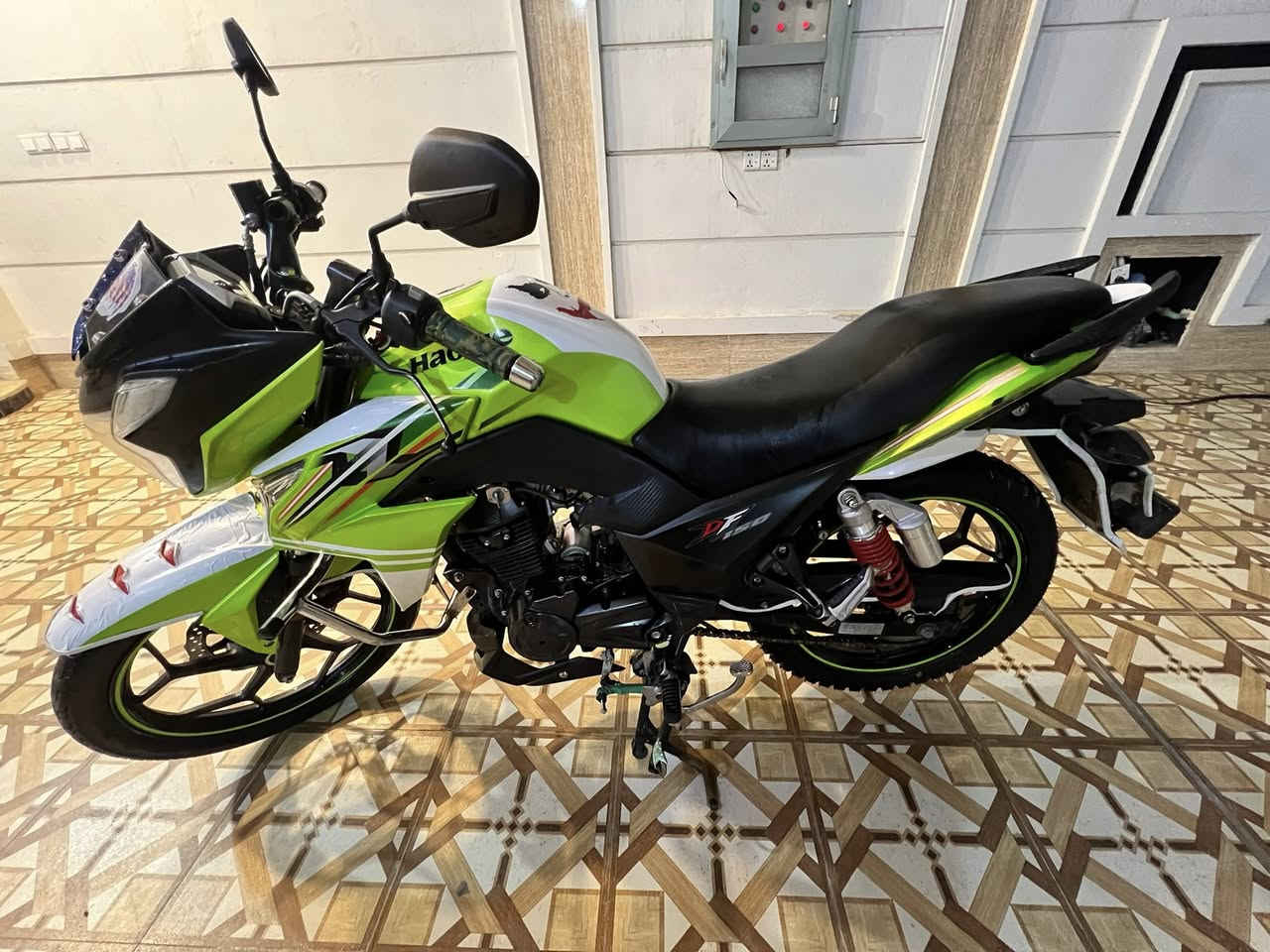 دراجه للبيع
السلام عليكم 
هاوجي DF 
مسجل 
 موديل 21
محرك مكفول 
السعر 16ونص وبي مجال 
العنوان الرمادي 
***********
