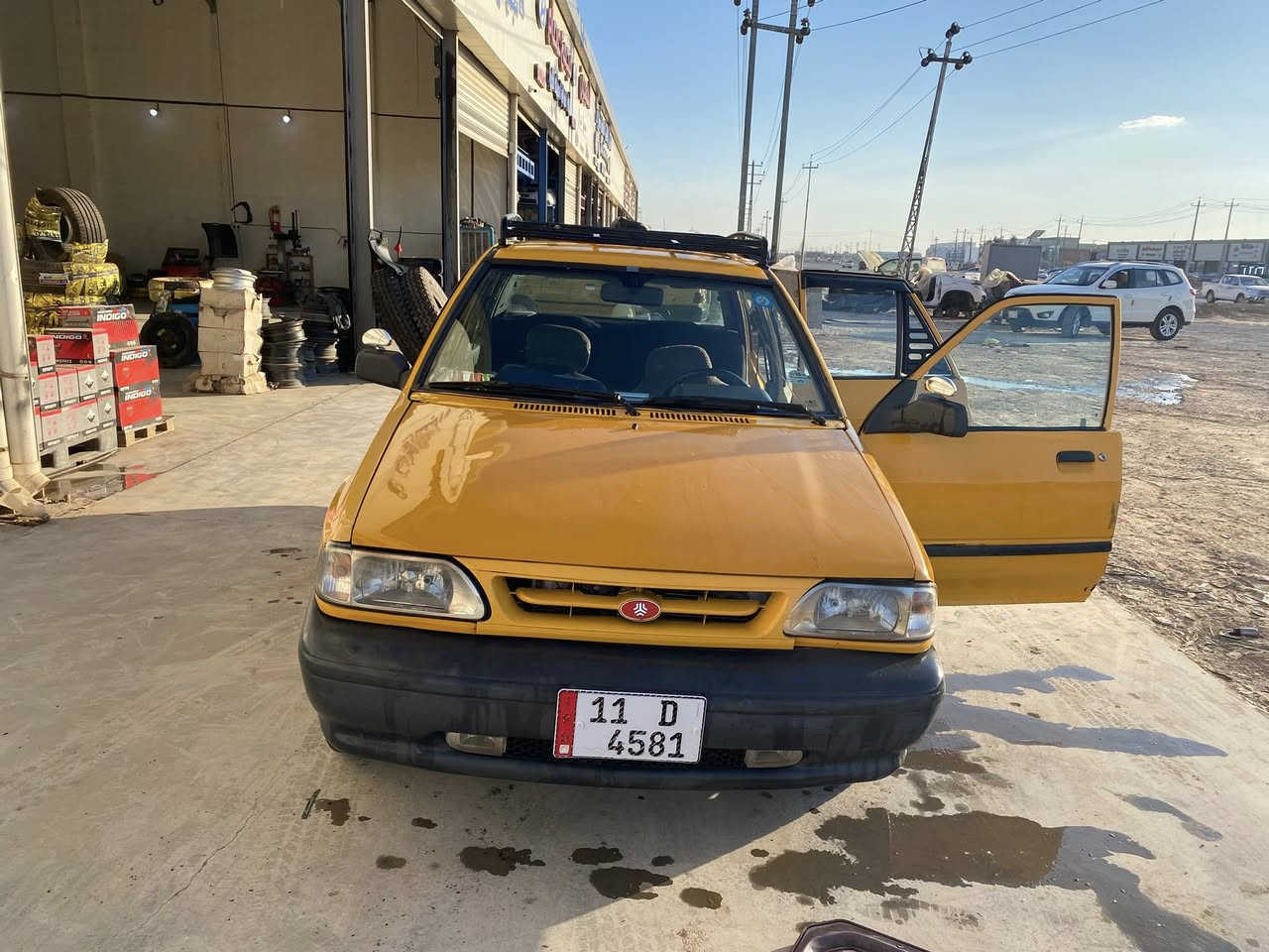 ‏سيارة سايبة 2010 مثل ما موضح بالصور باسمي تحويل مباشر عنواني ديالى السعر 23 رقم التلفون ***********￼
