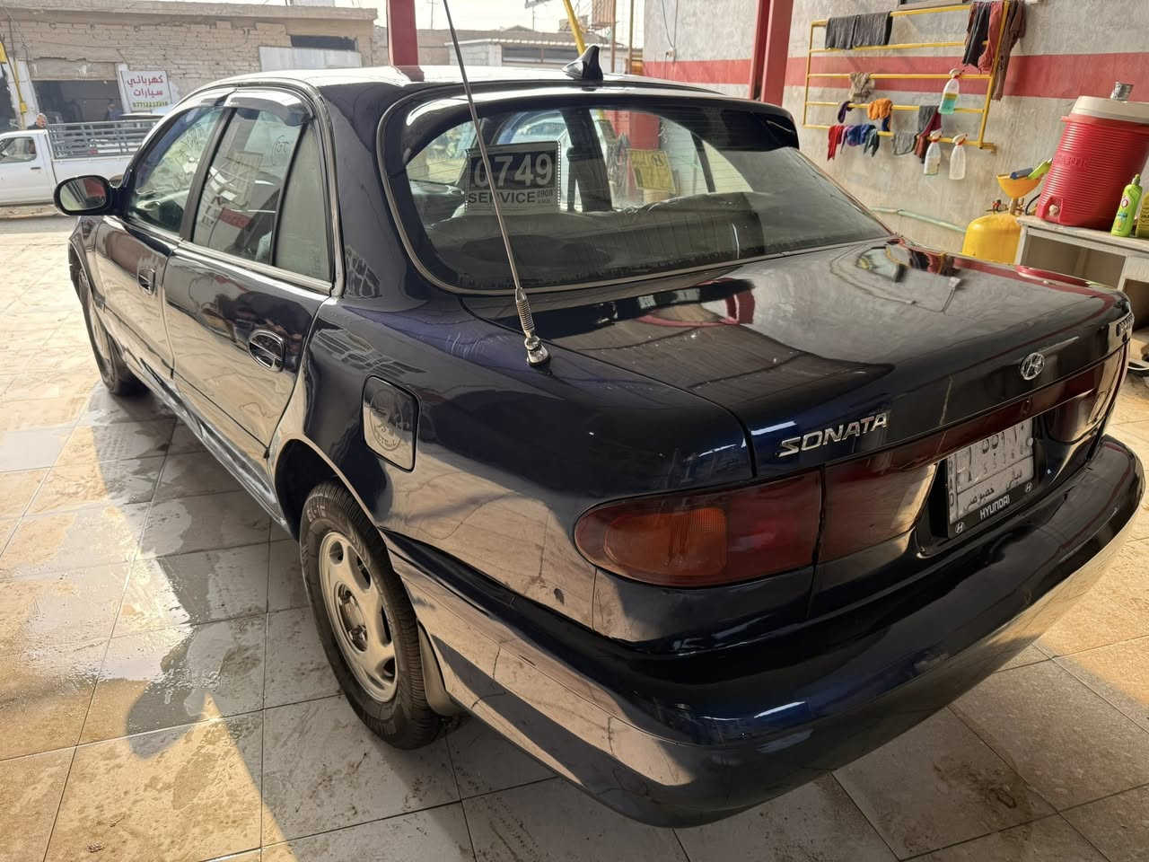 سلام عليكم سوناته تو للبيع موديل 1996 مصبوغة عام مابية لا ضربة ولا خياس رقم ديالى كير اوتماتيك شرط كير ومكينة جدد صدر امامي خلفي جديد كهربائيات كله شغال ع البلاد سنتر لوك ريمونت تخم تاير جديد شرط التحويل المكان ديالى بعقوبة السعر 48 وبيه مجال بسيط الرقم ***********
