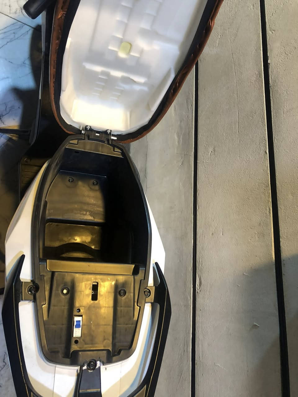 سلام عليكم دراجة سكنس شحن موديل 2025 6بطاريات الدراجة خير من اللة بعدهة جديدة مصارلهة سنة من اخذهتهة سرعتهة 70 حقيقي تمشيك 50 كيلو بل شحنة الوحدة يجي وياها شاحنة اصلية السعر 650الف وبي مجال للشراي مكاني بغداد الطوبجي 

أي استفسار ***********
