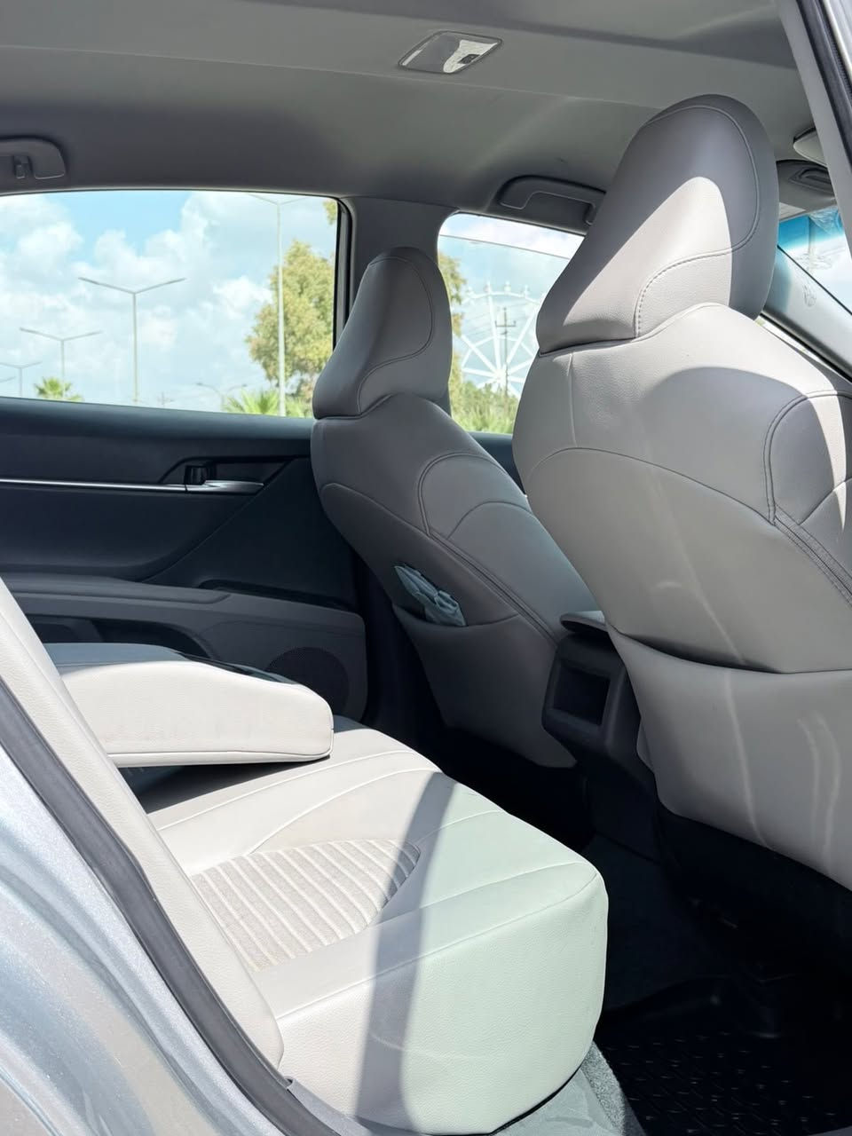 سلام عليكم 
كامري 2024 للبيع se 
سياره رقم شمالي تريد تحويل تريد وكاله 
سياره كير محرك كهربائيات بل شرط 

حادثها بامريكا قطعتين سرقه ومبدلات بلادي وبل عراق جاملغ خلفي وجنطه 
بدون ايرباك بس بيها تعديل بل بطانه الخلفيه 
السعر 180 وبي مجال بسيط
‭٠٧٨٦ ١٩٨ ٧٠٧٩
