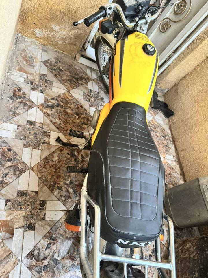 نامه امتياز موديل 2018 نضيف أوراق اصولي كامله سعر 550 بي مجال رقم ***********
