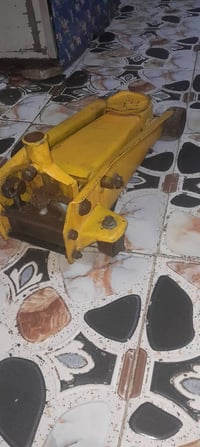 جك خمس طن جديد اصلي شرط  ٠٧٧٦٧٧٥٥٣٩٠