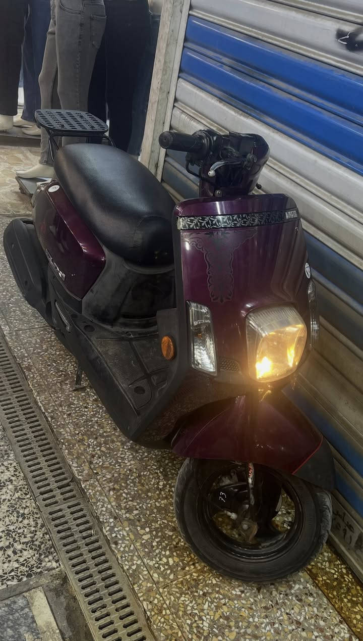 سلام عليكم درجه بواليس الحديث شاشه اجبيرهه جديده مكفوله العنوان بغداد مدينه الصدر السعر 900رقم الهاتف ***********
