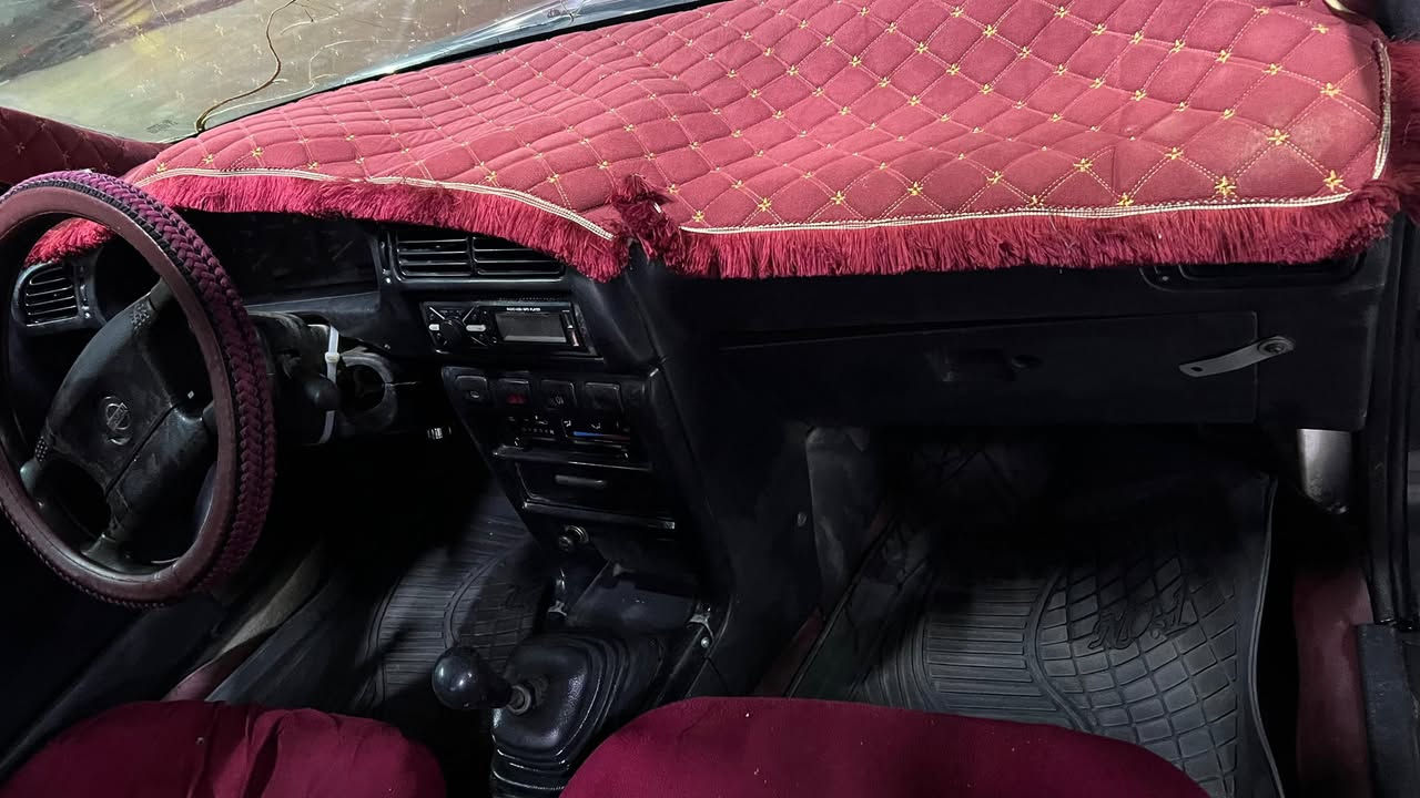 ⭕️نيسان سني رقم فحص نينوى

⭕️كير عادي 

⭕️جنطة وسبير 

⭕️محرك 16 شرط نشاط فول ومكفول 

⭕️كير شرط 

⭕️تدفئة شغالة 

⭕️صدر جيد جدا 

⭕️ تواير جدد

⭕️ خارج نضيف مثل ما موضح بالصور 

⭕️كهربائيات كلها شغالة ( اضائة عالي ناصي ، اشارات ، دبل اشارة ) 

⭕️دوشمة كشنات جديدة وتغليف ارضية وبطاين الابواب 

⭕️السيارة مسجلة وراعيها موجود ويحول وعندي وكالة جديدة ام الباركود باسم جاري وهم يحول يعني اصولية ومكفولة 

⭕️رقم 
***********
