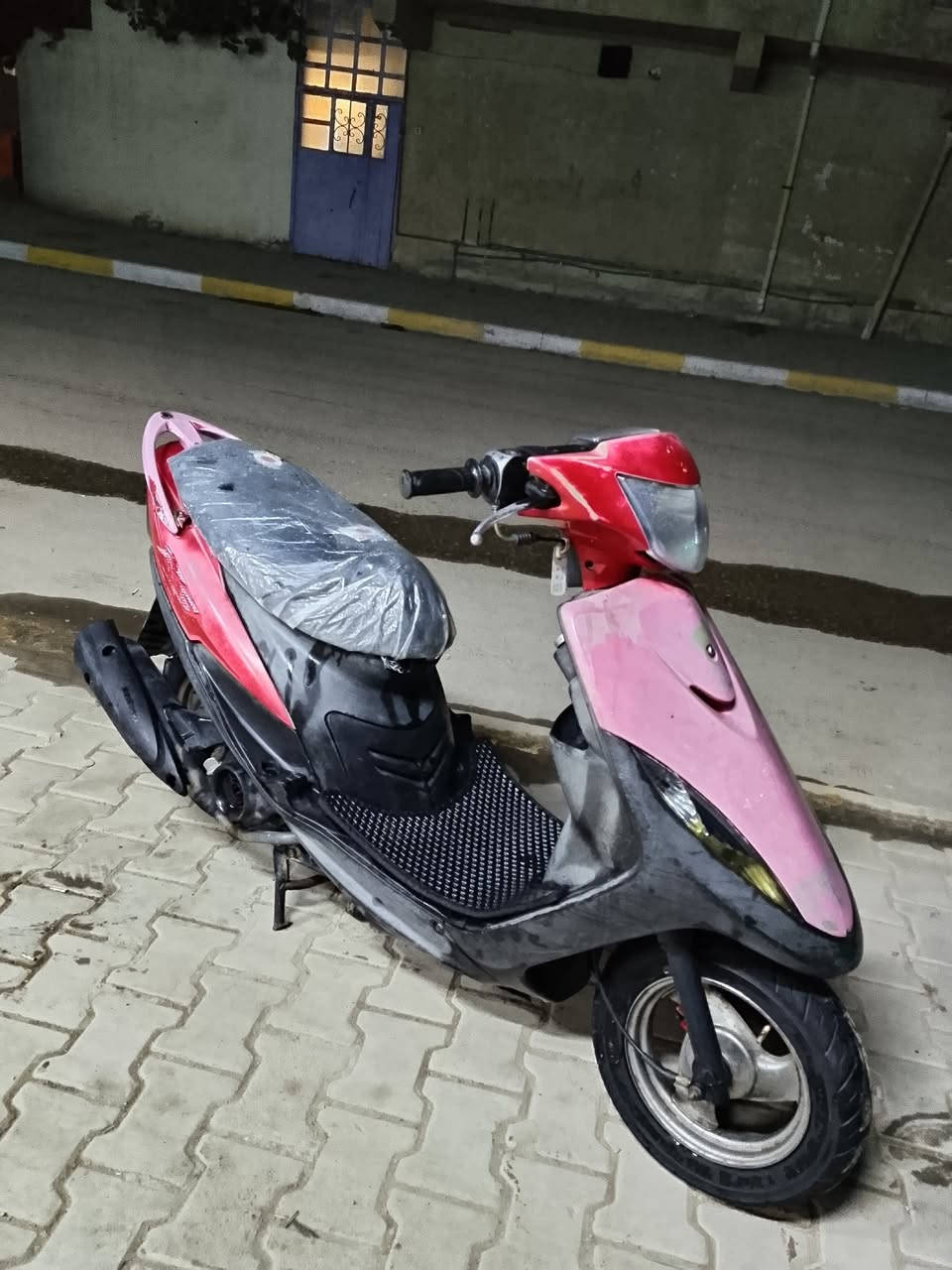 للبيع دراجه ماكس عدله موديل 2006 دراجه جاهزه وخير من الله كلها شغاله سلف هندر  كهربايات كلها شغاله فقط باتري ضعيف دراجه مختمه وبلاديه 49  سعر 600 مكان مسيب هاذه رقمي ***********🇯🇵🔥
