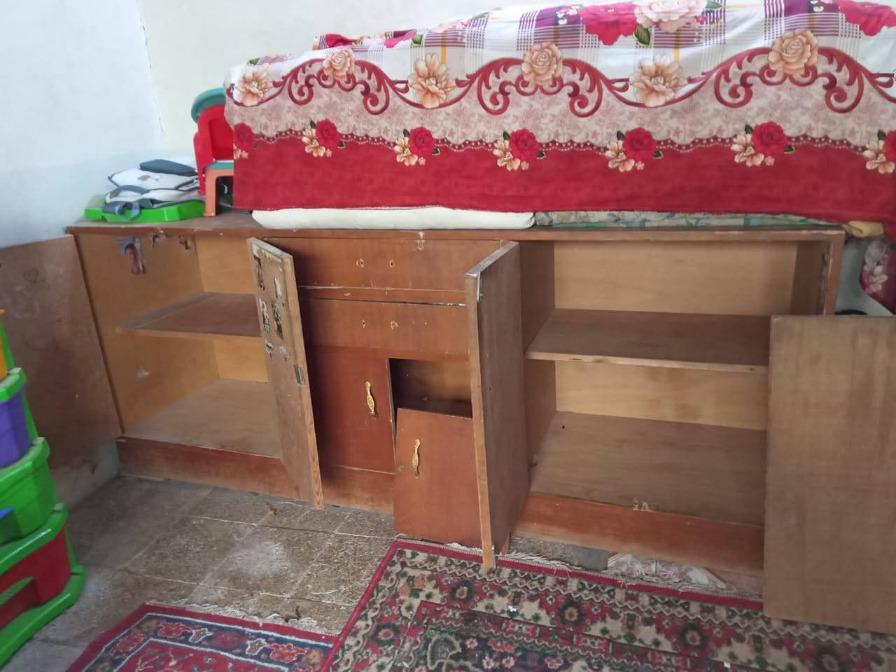 كنتور يرادله ترتيب 25
بوفيه مترين ونص يرادله تصليح 40


**إذا كنت صاحب هذا الإعلان وتريد حذفه لأي سبب، رجاءا أرسل رسالة إلى الدعم الفني**