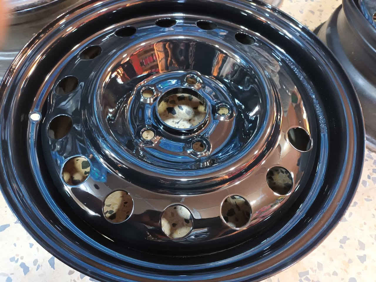 ب30الف صبغ حراري بالفرن مع الفتح والشد والبلنص العنوان بغداد حي العامل مقابل مدرسة هاله بنت خويلد محلات محمد البهادلي ***********
