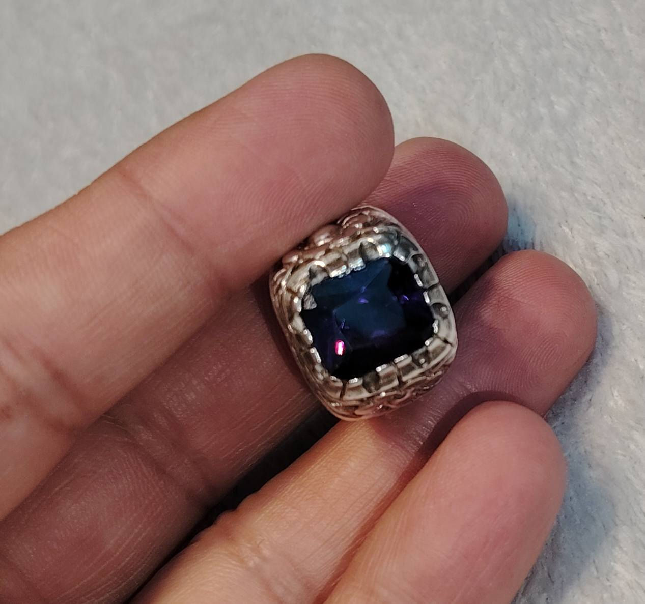 زاركون أفريقيا اصلي صياغه مميزه  سعر خاص واتساب فقط
***********
