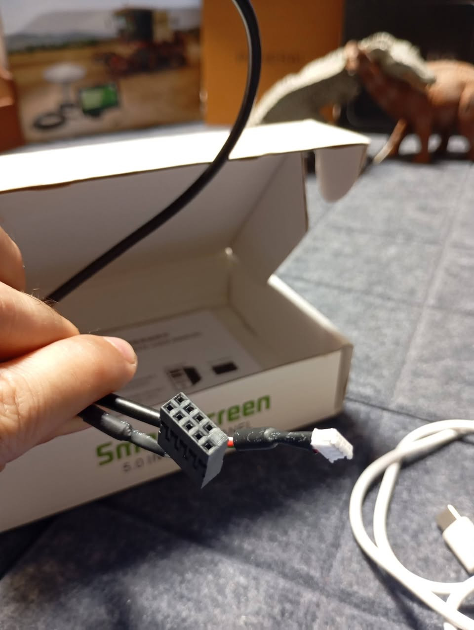 شاشة ذكية بحجم 5 بوصات مزودة بلوحة IPS

 مصممة لمراقبة صحة الكمبيوتر (PC Health Monitor)

تستخدم الشاشة لعرض إحصائيات النظام في الوقت الفعلي مثل استخدام وحدة المعالجة المركزية (CPU)، والرسوميات (GPU)، والذاكرة (RAM)


**إذا كنت صاحب هذا الإعلان وتريد حذفه لأي سبب، رجاءا أرسل رسالة إلى الدعم الفني**