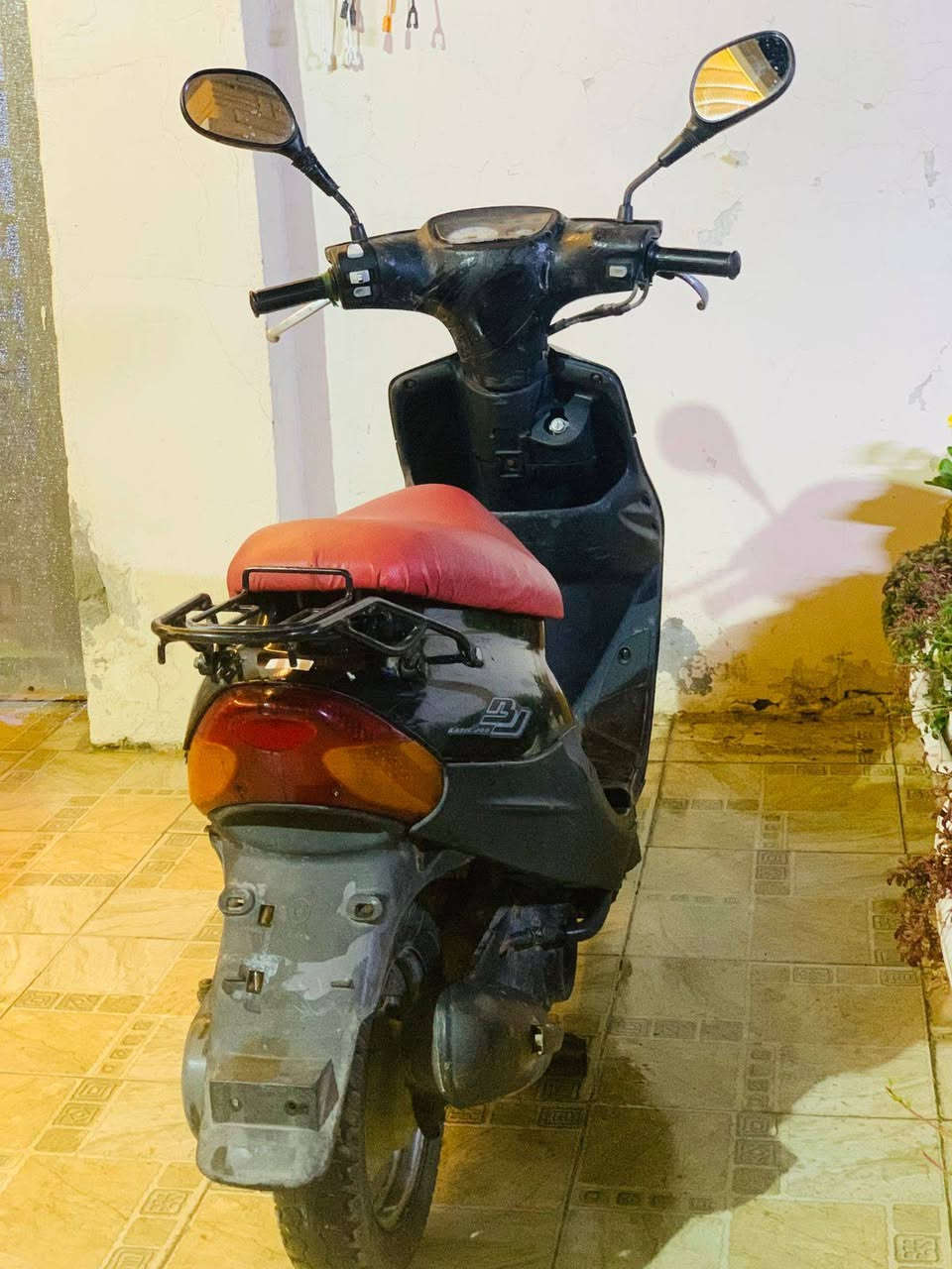 بيجي ياباني
سلف وهندر وكهربائيات كله شغالة 

السعر/250 وبيها مجال لشراي 

حله مركز المدينة 

***********
