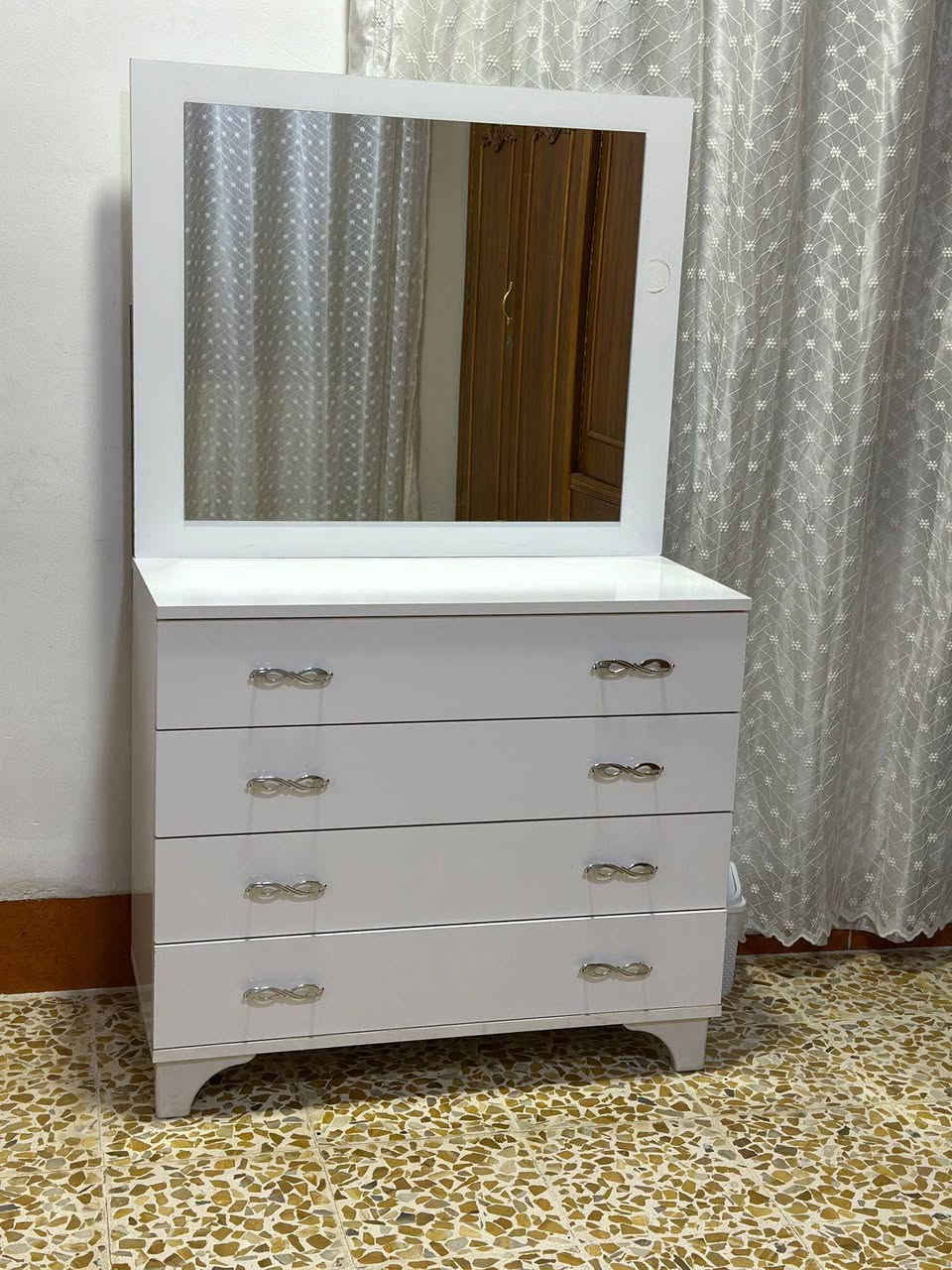 مستواليت البيع سعرو 75الف نضافه فول اليحب يجي خاص


**إذا كنت صاحب هذا الإعلان وتريد حذفه لأي سبب، رجاءا أرسل رسالة إلى الدعم الفني**