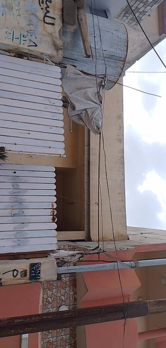 السلام عليكم..
بيت للبيع بحي السماح الثانية 100 متر باص سند طابو الزهور .

البيت يتكون من استقبال وغرفة نوم وهول ومطبخ وصحيات ..

الموقع بالمربع اللي بين مدرسة الامام الزهري وبانزينخانة المشاعل تبليط وماء وكهرباء وخدمات كاملة ..

السعر 75 مليون وبيه مجال بسيط  ..

للاستفسار الاتصال على الارقام 

***********

***********
