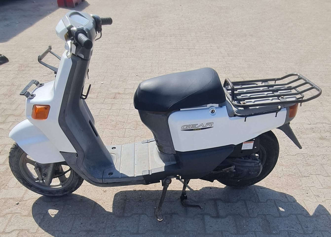 سلام عليكم دراجه بيكم فحل مال رمبه صار شهرين من نازله دراجه نضافه فول مكينه خرسه برغي ممفتوح بيه أوراقه كامله شلعه ومعدل فول اتبطنش استان كهربائي شغال سلف وهندر اشاير عالي وناصي كيجات كيلو متر وبانزين قفل ستيرن كله شغاله بيه السعر ٤٧٥ مكاني مدينه الصدر الشراي يتصل ***********
