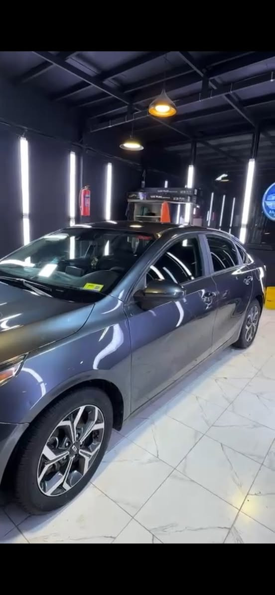 كيا فورتي موديل 21 وراد الأمريكا حادثها لباب سايق دعاميه فقط يرباك سليم سياره نضيف كلش الرقم بغداد السعر ***********
