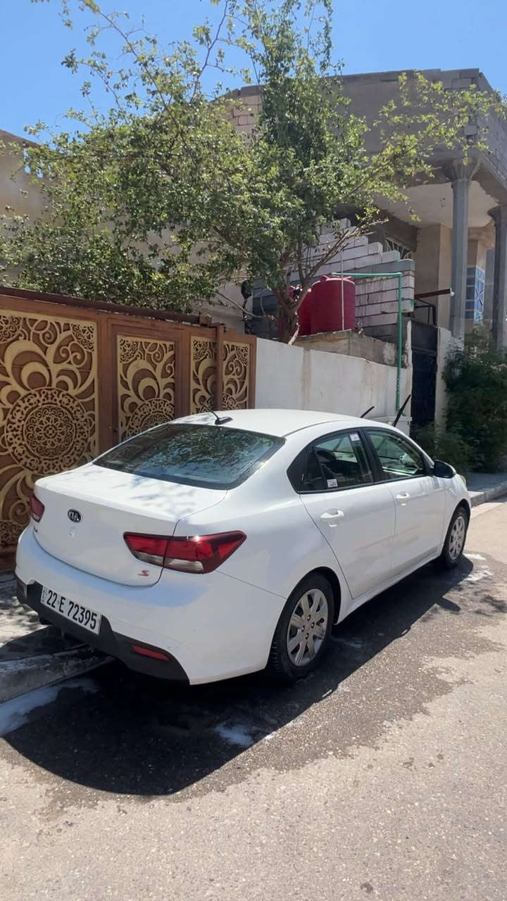 السلام عَليكم للبيع
كيا ريو 2020 فئة S
رقم السيارة اربيل الدولي وكاله او تحويل حاضر
موقع السيارة البصرة قضاء الزبير
الحادث والسونار وكلشي موجود بالصور 
للاستفسار ***********
السعر : 108 ورقة وبيها مجال Singapore
