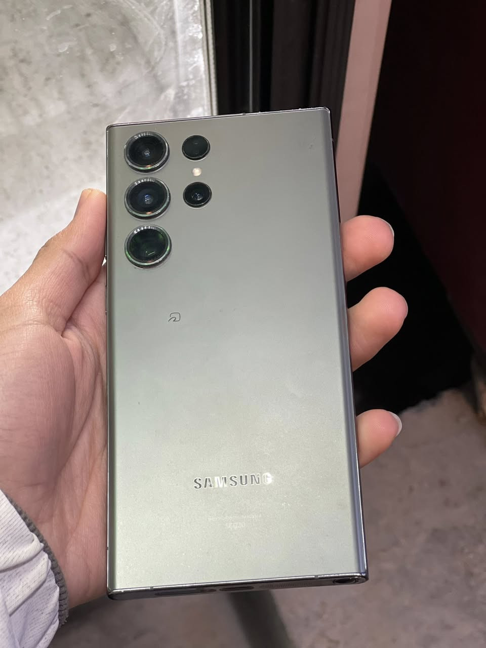 للبيع اس 23 الترا مكفول من الشخط وكلشي جهاز ذاكرته 256 جهاز استخدام مال بيت يخبل ب 780 وبي مجال بسيط مكاني بغداد الدورة رقمي ***********
