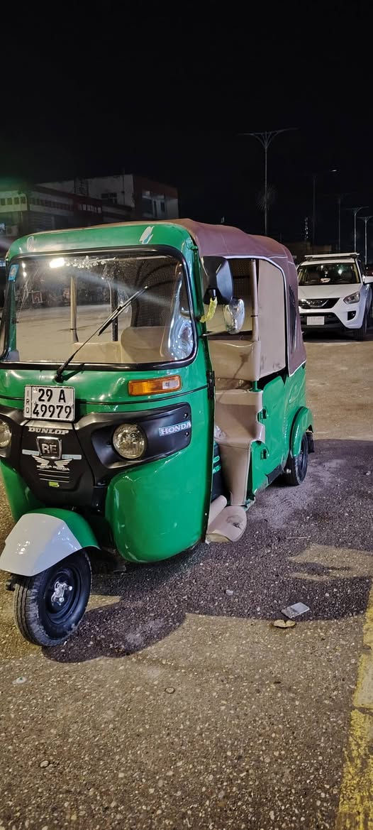 سلام عليكم بيع مستعجل تكتك2022 باجاج مكفوله كافاله عامه رقم وسنويه والوحه نكليزي المكان واسط قضاء الحي رقم الهاتف ***********
