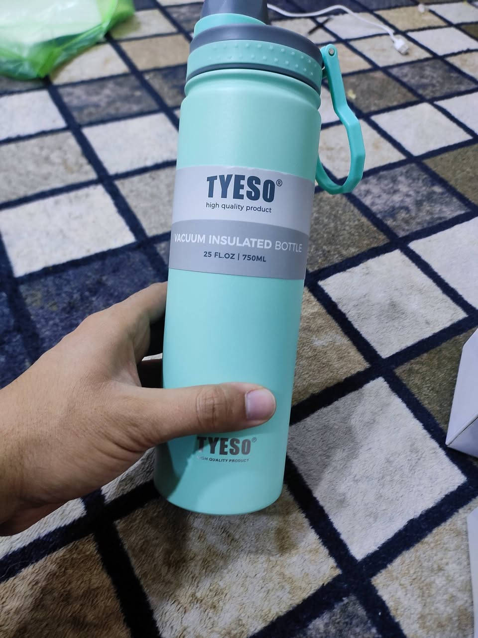 متوفرة هاي القطع انطونه سعر كوب العدد 4 وهاي الحافظه عدد 1


**إذا كنت صاحب هذا الإعلان وتريد حذفه لأي سبب، رجاءا أرسل رسالة إلى الدعم الفني**