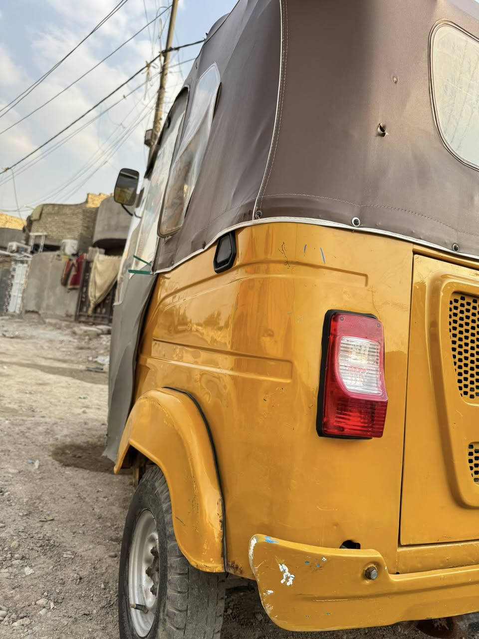 السلام عليكم شباب تكتك للبيع مديل 2021رقم***********
