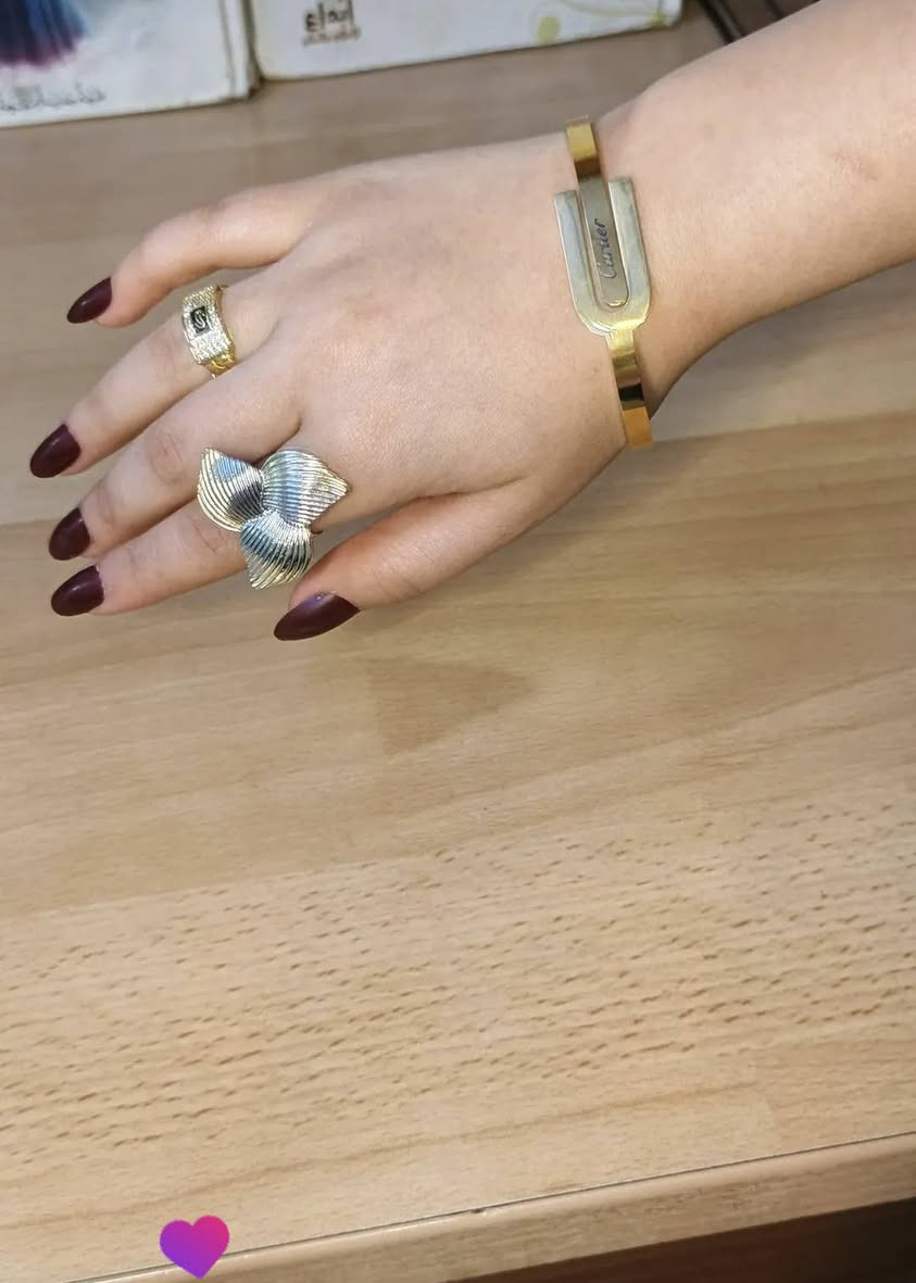 مو بس أكسسوارات…
هي لمسة تكمّل أناقتچ ✨
تفاصيل مختارة بذوق، خامات تلمع بهدوء،
وكل قطعة تحچي عن ذوقچ قبل لا تحچي عن نفسها 💎

للحجز و الاستفسار
اتواصلو ويانا التوصيل لجميع محافظة العراق


**إذا كنت صاحب هذا الإعلان وتريد حذفه لأي سبب، رجاءا أرسل رسالة إلى الدعم الفني**