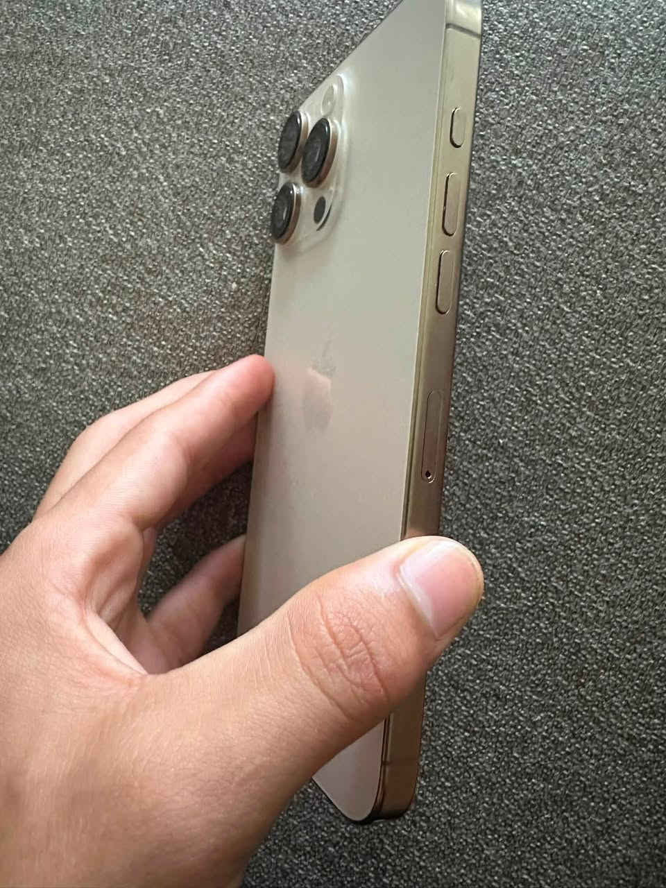 آيفون 16برو ماكس بطاريه٩٩ دبل سيمكارت جهاز شرط الفحص لامفتوح لامبدل بي اي قطعه كارتون وكيبل كامل ويا ضمانه بعده بي 256 كيكه بس فقط هاذ الفطر حيل زغير  ومامبين ابد ماصاير مكان لانقطه لاشي سعر1400 بي مجال بسيط ***********
