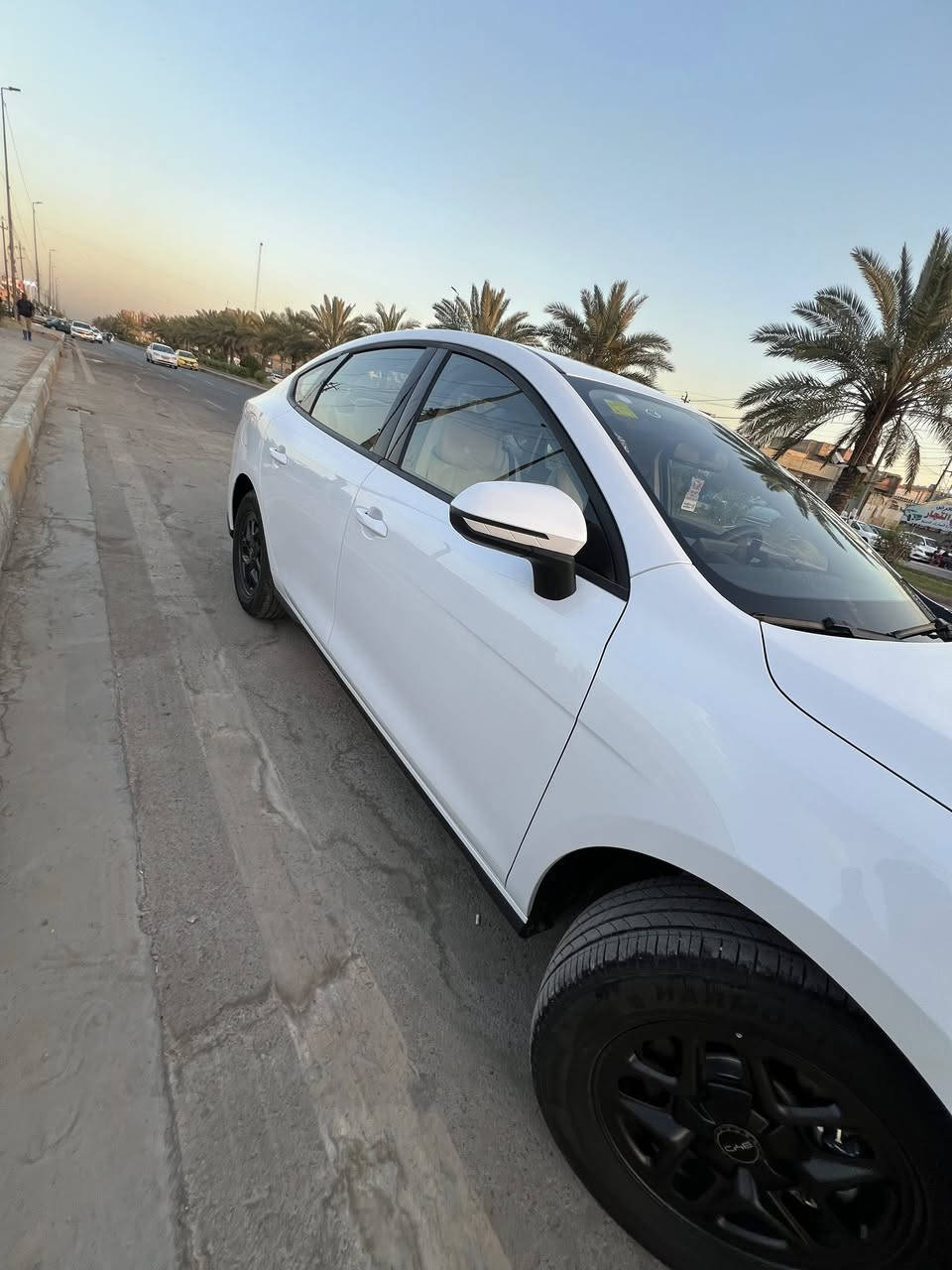 سلام عليكم 
كفاله عامه

BYD سيل فايف بوضع شركة

ماشيه 3 الاف فقط 

سعر 19800 و بي مجال 

عنوان بغداد البنوك 

الاسفسار.    

***********
