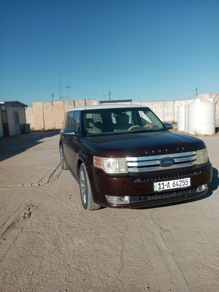 السلام عليكم فورد فليكس 2009 وارد امريكي حادثه باب الصدر كير ومحرك  خير من الله السياره كل نقص مابيها رقم بغداد وباسمي تحويل ثاني يوم 7راكب فتحه سقف كراسي كهرباء تدفىه تبريد سعرها 110وبيها مجال ***********
