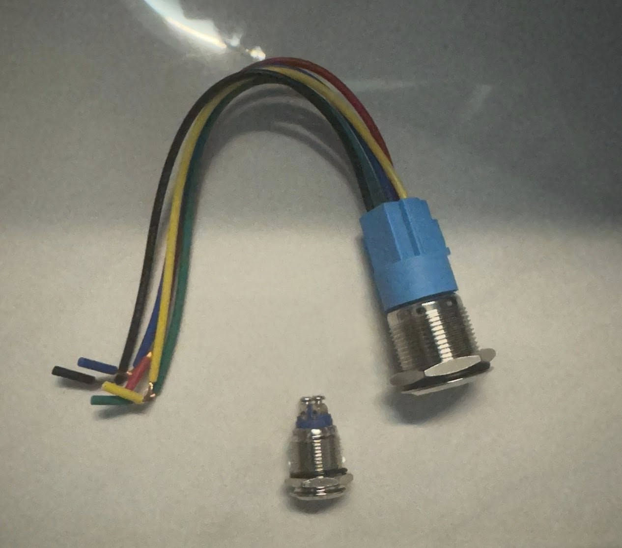 متوفر قطع إلكترونيه
لتواصل *********** واتس
