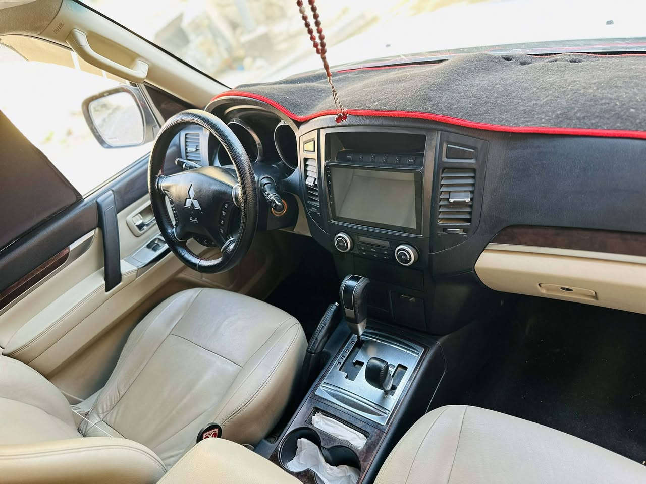 سلام عليكم باجيرو للبيع موديل 2014 حبتور رقم بغداد اتصال على الهاتف ***********
