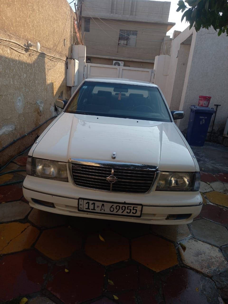 السلام عليكم
للبيع نسيان سدرك مديل 2001
رقم بغداد 
السياره خير من الله
رقم الهاتف ***********
